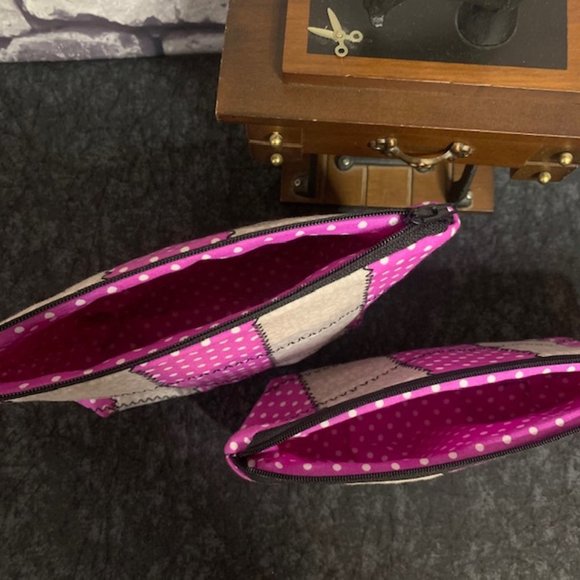 🎉Host Pic🎉 Set Of 2 Handmade Quilted Makeup Bags - Picture 9 of 9